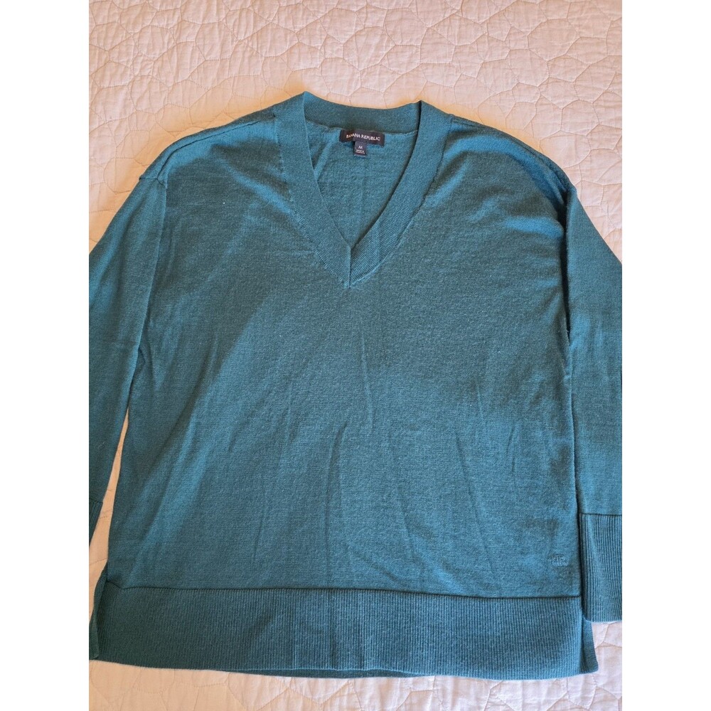 Banana Republic Ladies' Merino Wool V-Neck Sweater, Green Bayberry Medium Preppy